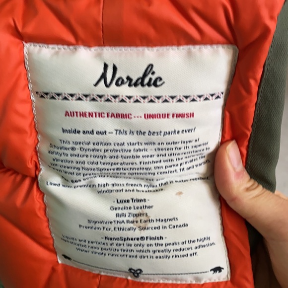 Aritzia highlander coat - Picture 8 of 8